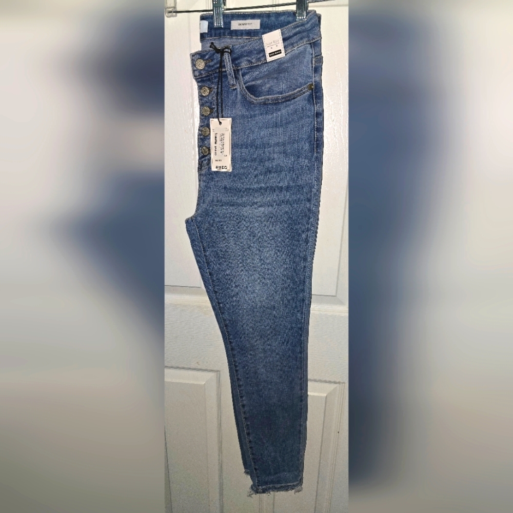 NWT- Judy Blue Women's Button Fly Blue Jeans